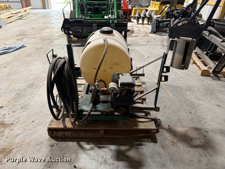 image for item FT8072 Bed mount sprayer