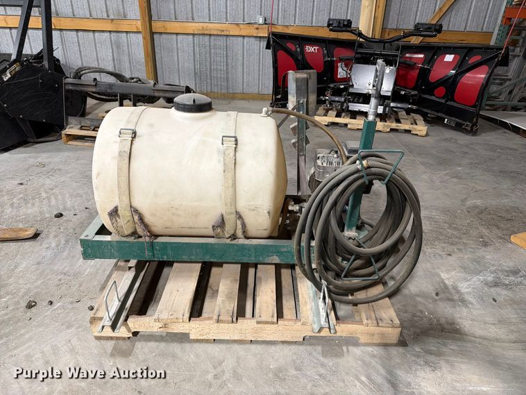image for item FT8072 Bed mount sprayer