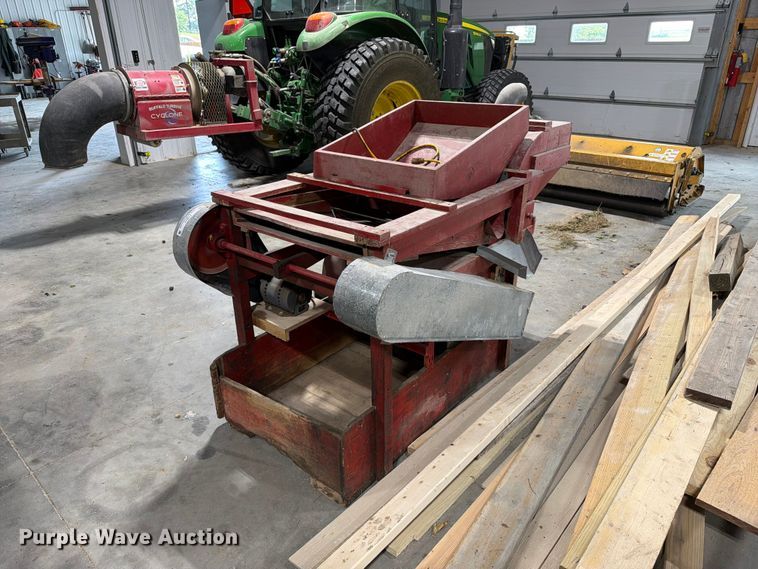 image for item FT8074 Clipper NO 2B fanning mill
