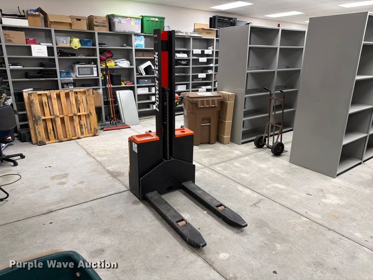 image for item FU0508 2015 Presto PPS2200-62NFO-27 pallet jack