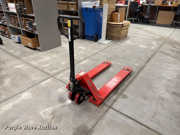 image for item FU0509 2012 Vestil Mfg. L60A pallet jack