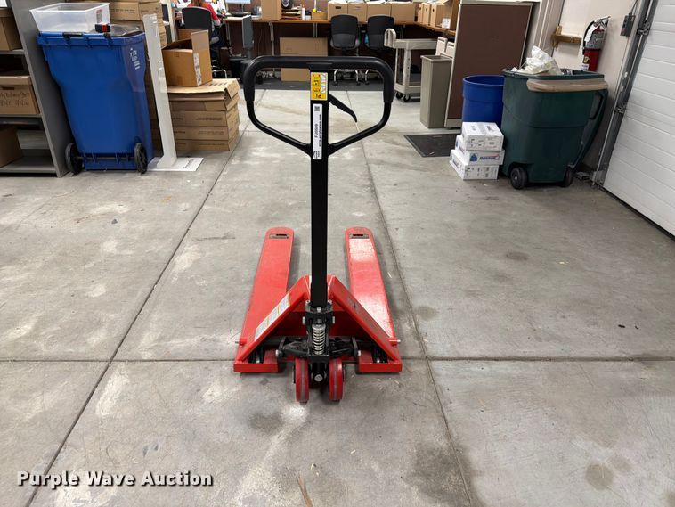 image for item FU0509 2012 Vestil Mfg. L60A pallet jack