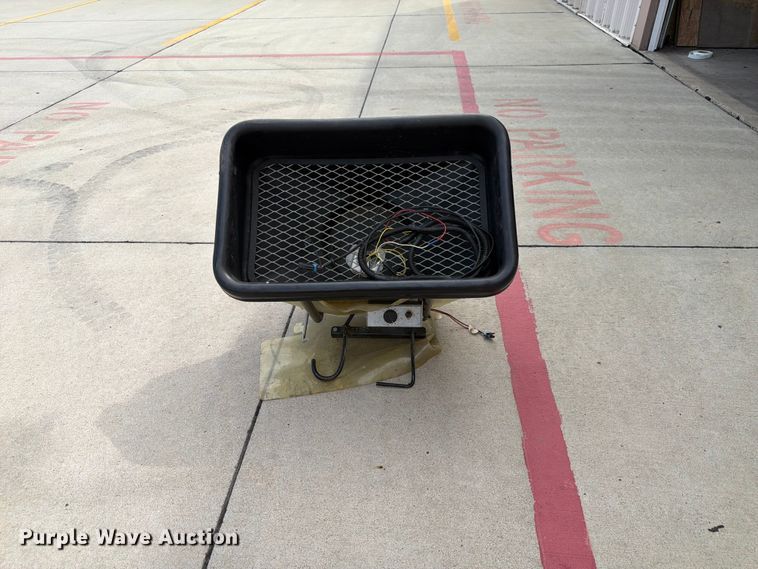 image for item FU0511 JRCO Spreader