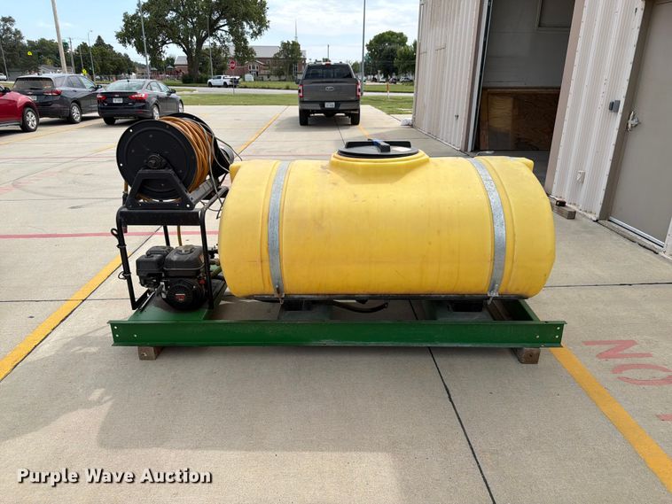 image for item FU0512 turf sprayer