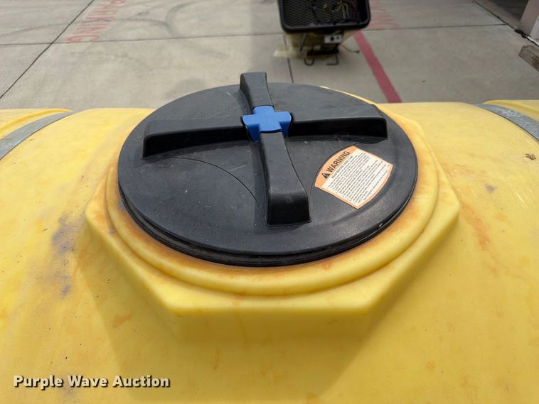 image for item FU0512 turf sprayer