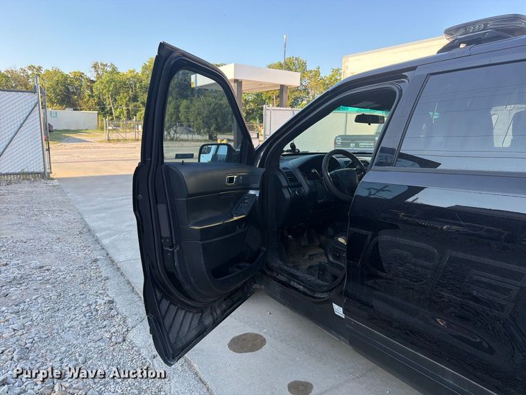 image for item FU4608 2016 Ford Explorer Police SUV