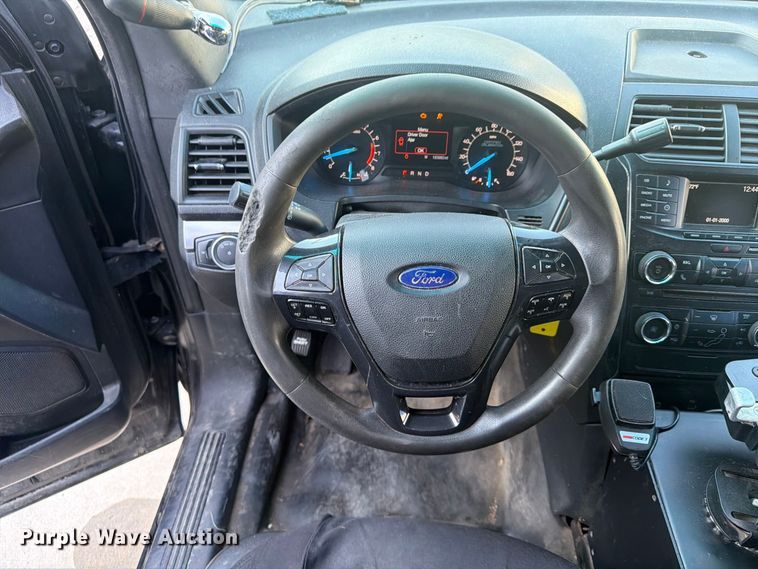 image for item FU4608 2016 Ford Explorer Police SUV