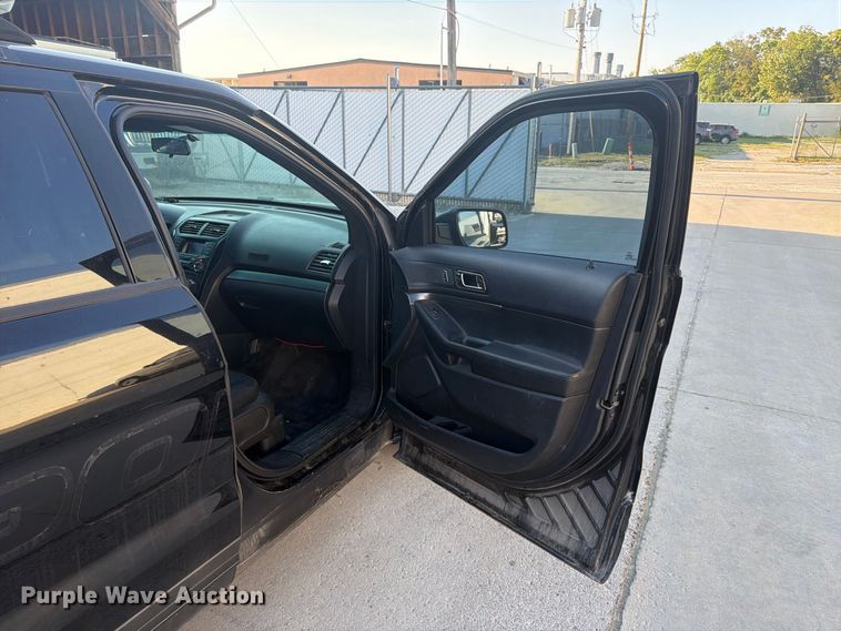 image for item FU4608 2016 Ford Explorer Police SUV