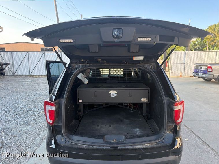 image for item FU4608 2016 Ford Explorer Police SUV