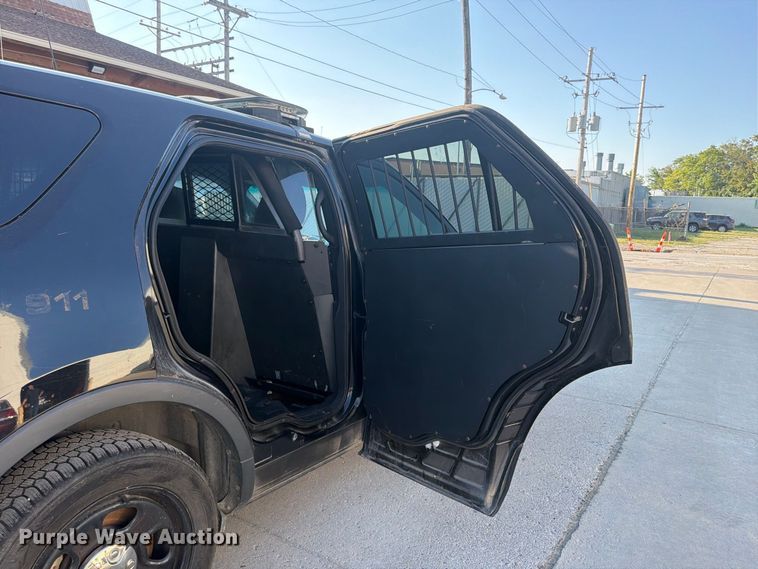 image for item FU4609 2016 Ford Explorer Police SUV