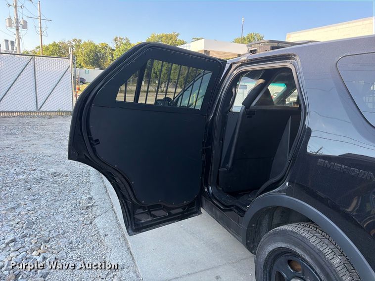 image for item FU4609 2016 Ford Explorer Police SUV