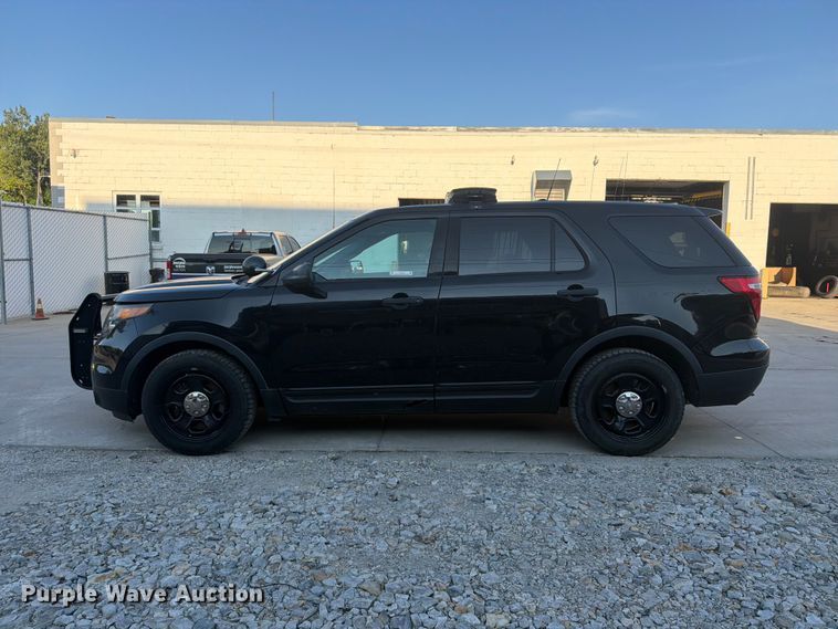 image for item FU4610 2015 Ford Explorer Police SUV