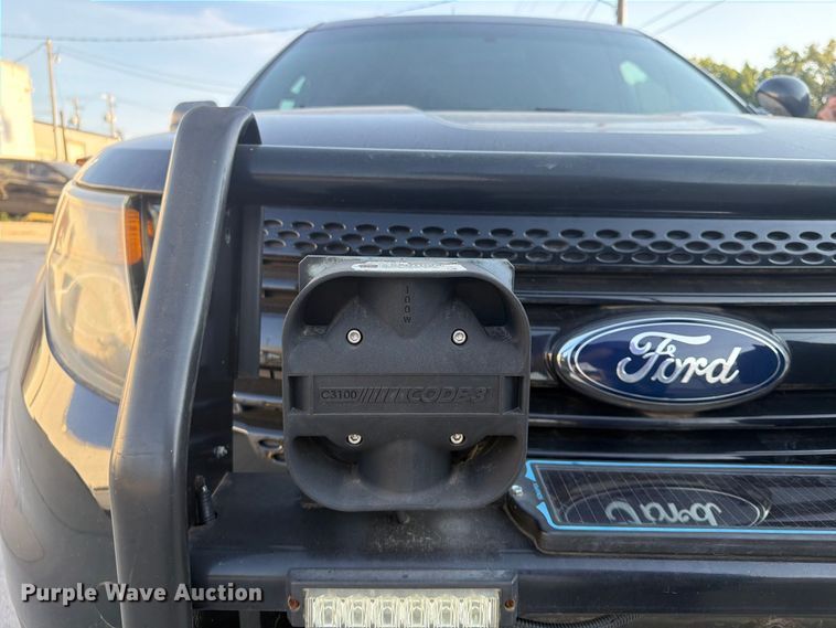 image for item FU4610 2015 Ford Explorer Police SUV