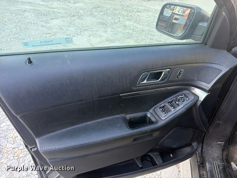 image for item FU4610 2015 Ford Explorer Police SUV