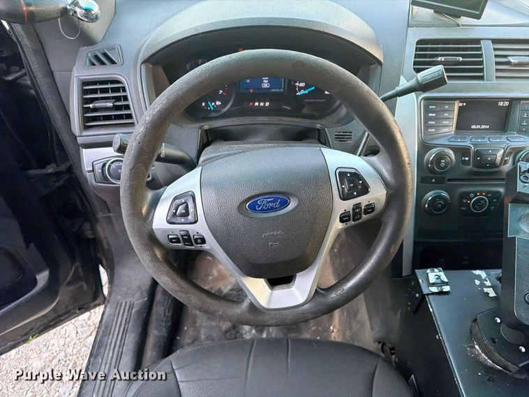 image for item FU4610 2015 Ford Explorer Police SUV