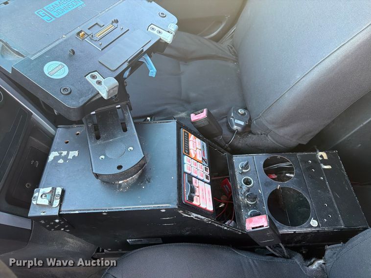 image for item FU4610 2015 Ford Explorer Police SUV