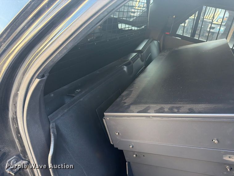 image for item FU4610 2015 Ford Explorer Police SUV