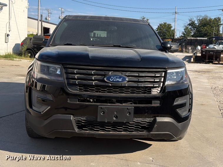 image for item FU4611 2017 Ford Explorer Police SUV