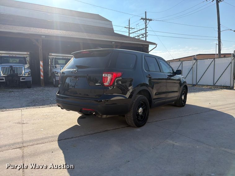 image for item FU4611 2017 Ford Explorer Police SUV