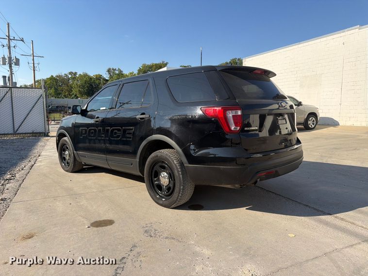 image for item FU4611 2017 Ford Explorer Police SUV