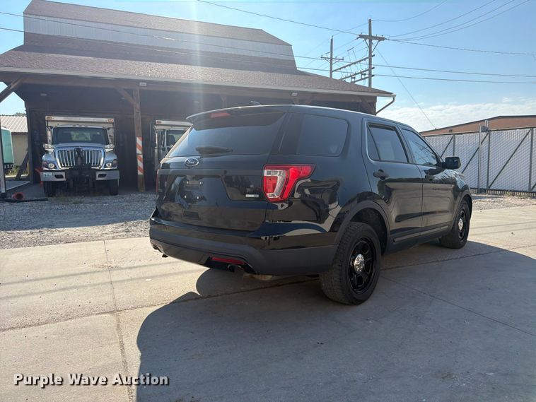 image for item FU4612 2017 Ford Explorer Police SUV