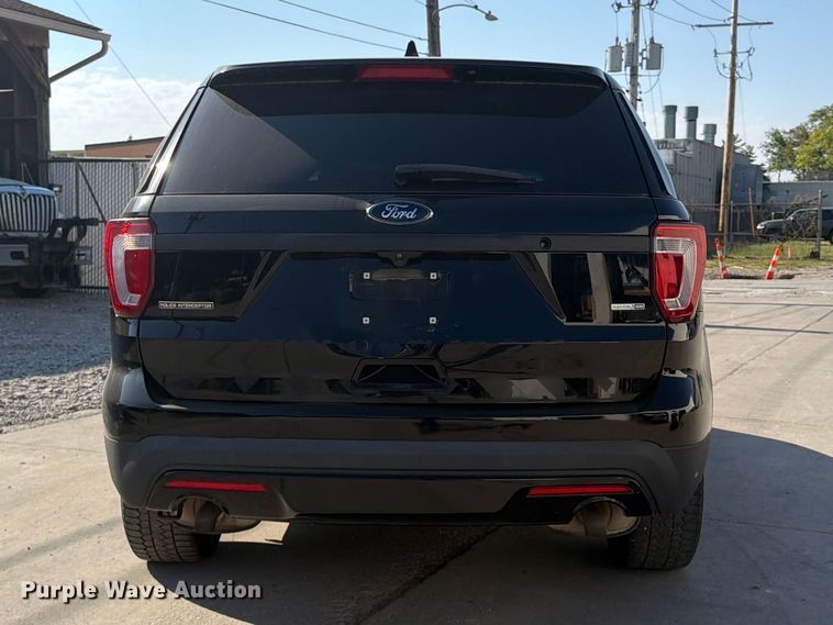 image for item FU4612 2017 Ford Explorer Police SUV