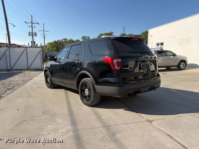 image for item FU4612 2017 Ford Explorer Police SUV