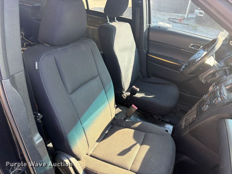 image for item FU4612 2017 Ford Explorer Police SUV