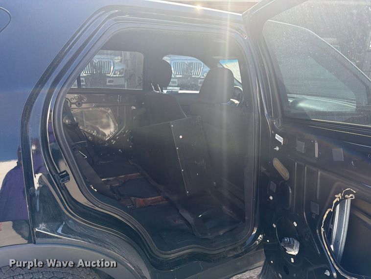image for item FU4612 2017 Ford Explorer Police SUV