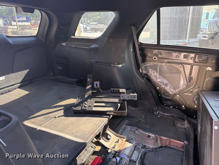 image for item FU4612 2017 Ford Explorer Police SUV