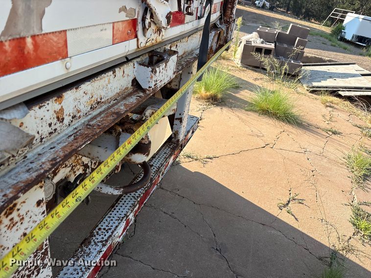 image for item JM9385 1995 Strick dry van trailer