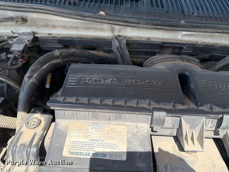 image for item NF9511 2003 Ford E450 Super Duty ambulance