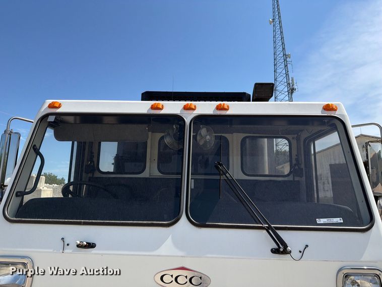 image for item NF9512 2019 Crane Carrier Company LET2 refuse truck
