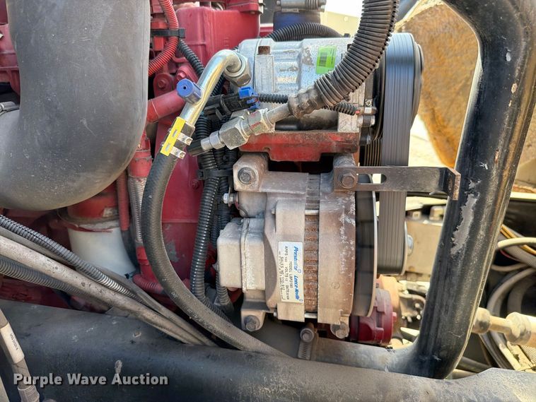 image for item NF9512 2019 Crane Carrier Company LET2 refuse truck