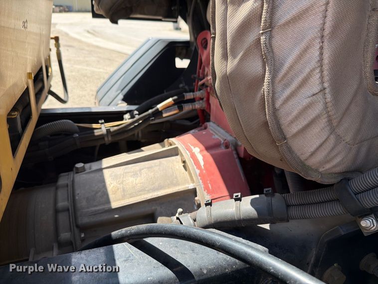 image for item NF9512 2019 Crane Carrier Company LET2 refuse truck