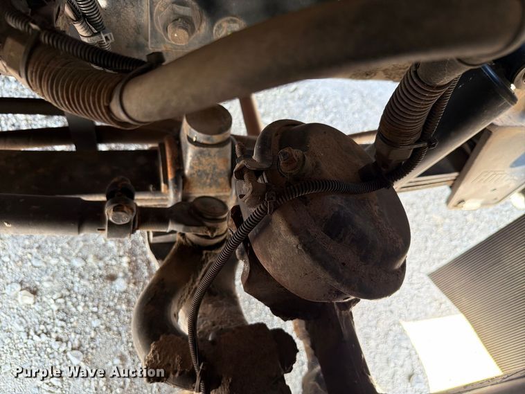 image for item NF9512 2019 Crane Carrier Company LET2 refuse truck