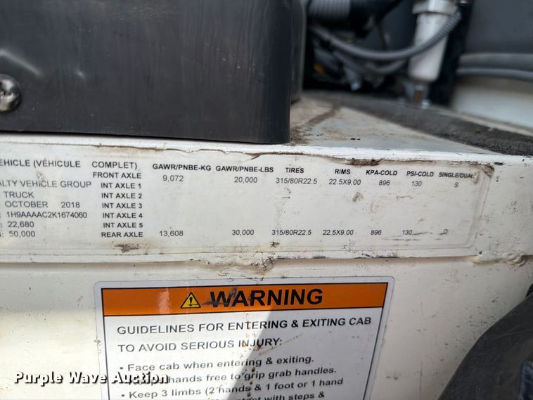 image for item NF9512 2019 Crane Carrier Company LET2 refuse truck