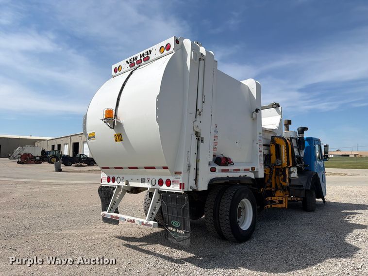 image for item NF9513 2014 Mack LEU600 refuse truck