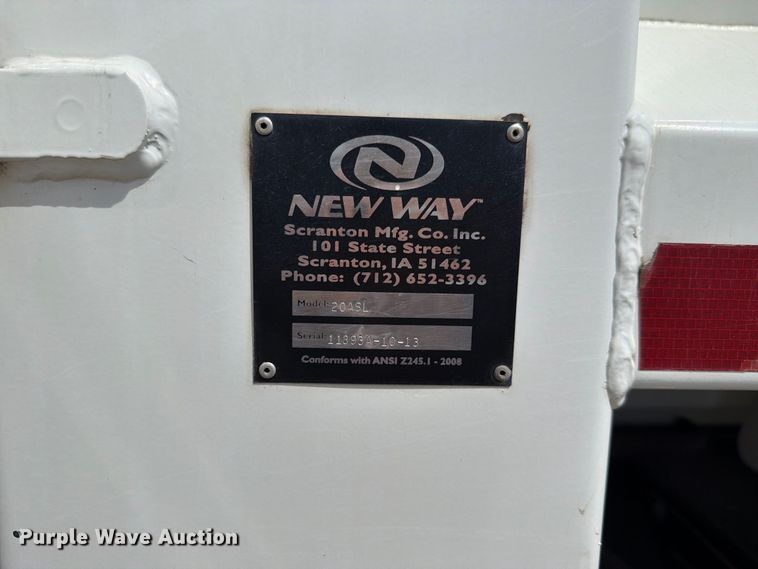 image for item NF9513 2014 Mack LEU600 refuse truck