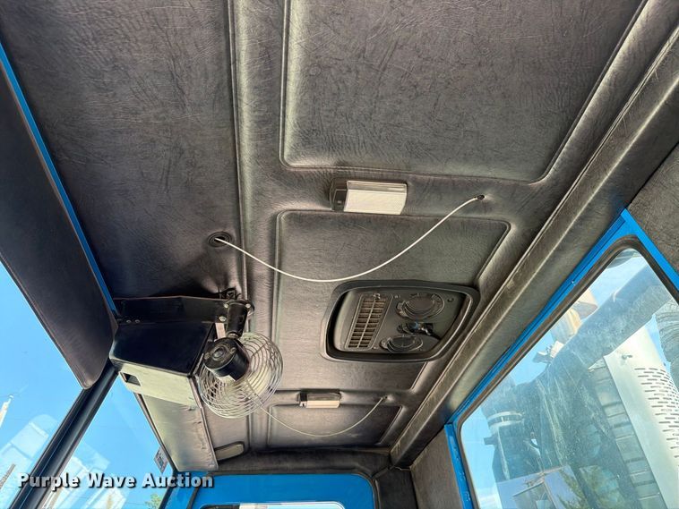 image for item NF9513 2014 Mack LEU600 refuse truck