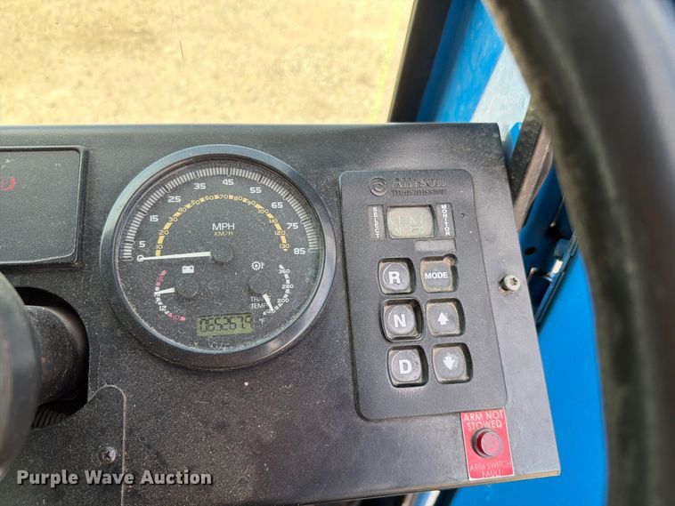 image for item NF9513 2014 Mack LEU600 refuse truck