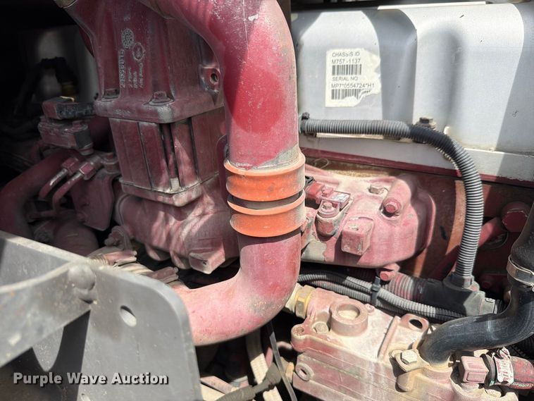image for item NF9513 2014 Mack LEU600 refuse truck