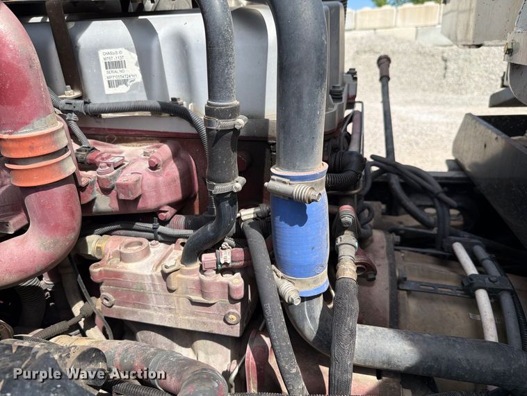 image for item NF9513 2014 Mack LEU600 refuse truck