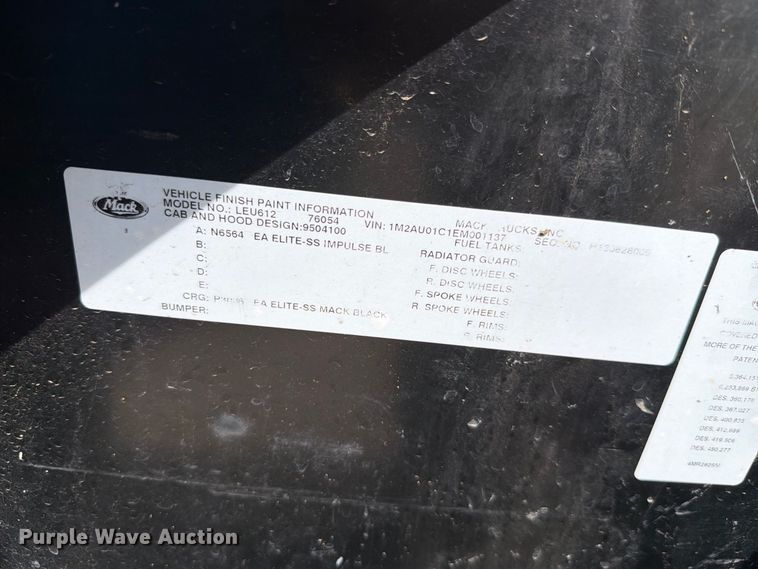 image for item NF9513 2014 Mack LEU600 refuse truck