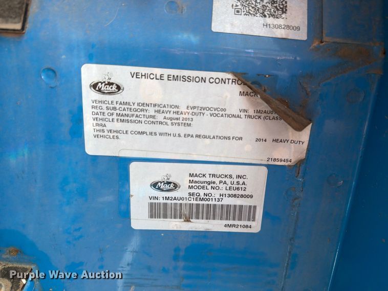 image for item NF9513 2014 Mack LEU600 refuse truck
