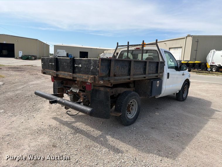 image for item NF9514 2000 Ford F250 Super Duty XL dump flatbed pickup truck