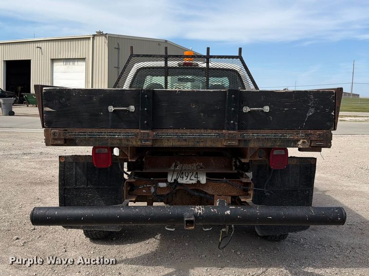 image for item NF9514 2000 Ford F250 Super Duty XL dump flatbed pickup truck