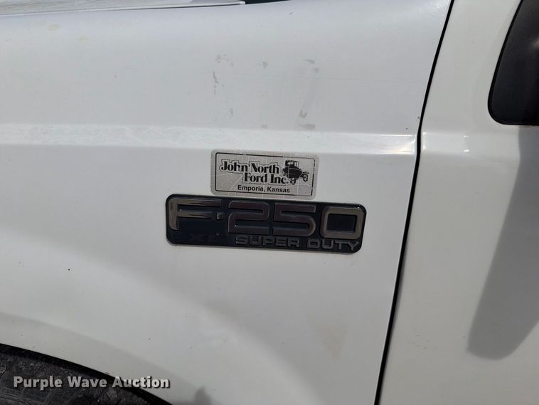 image for item NF9514 2000 Ford F250 Super Duty XL dump flatbed pickup truck
