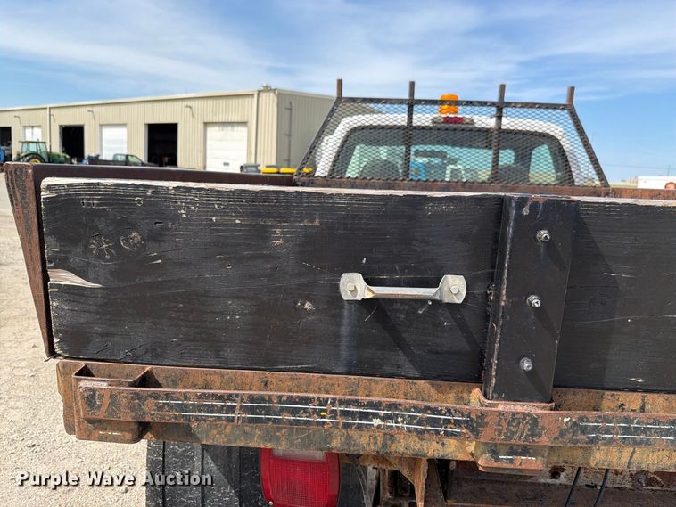 image for item NF9514 2000 Ford F250 Super Duty XL dump flatbed pickup truck