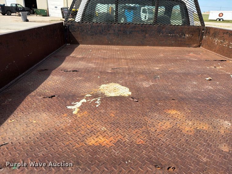 image for item NF9514 2000 Ford F250 Super Duty XL dump flatbed pickup truck